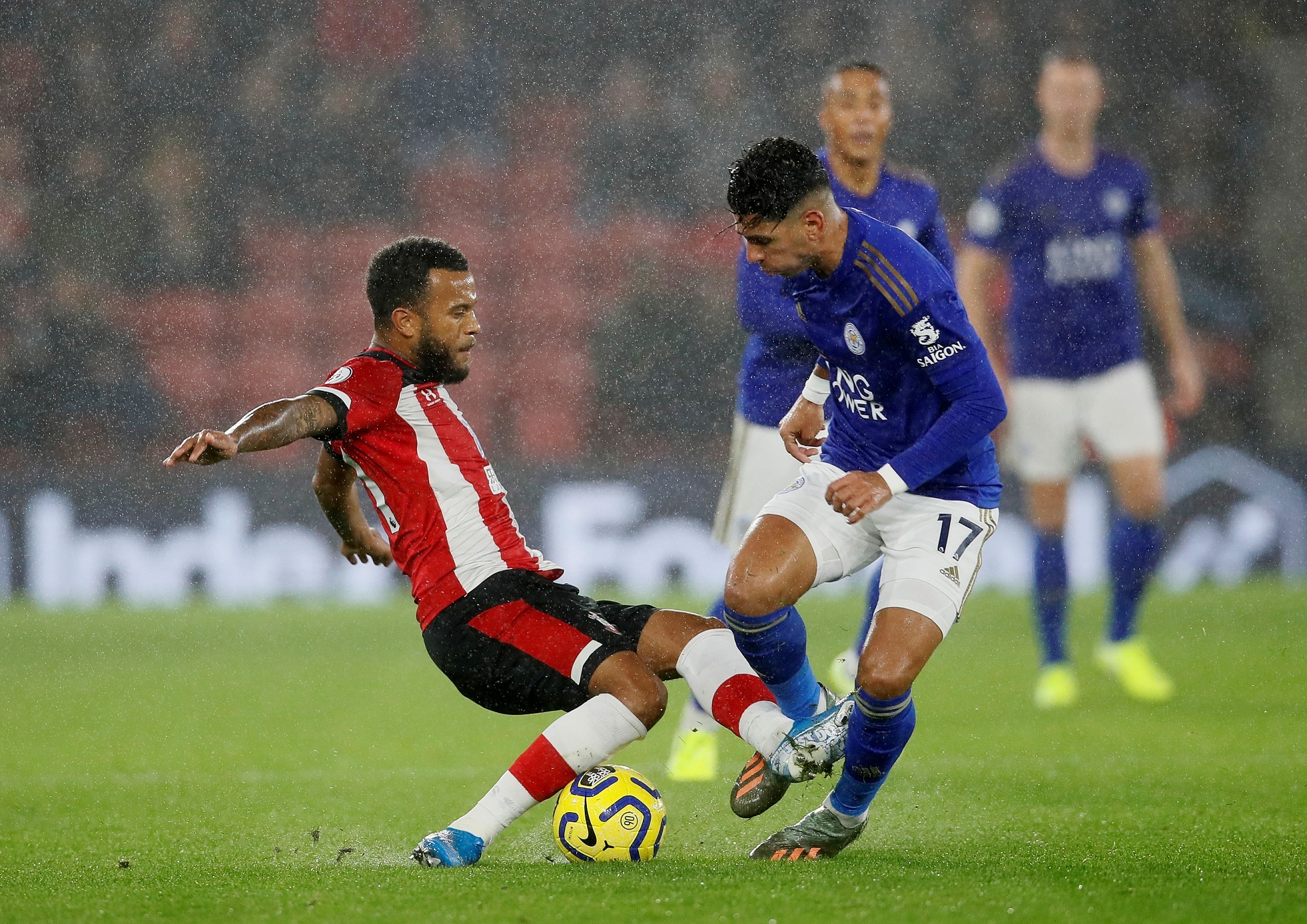 Leicester thang 9-0 anh 3