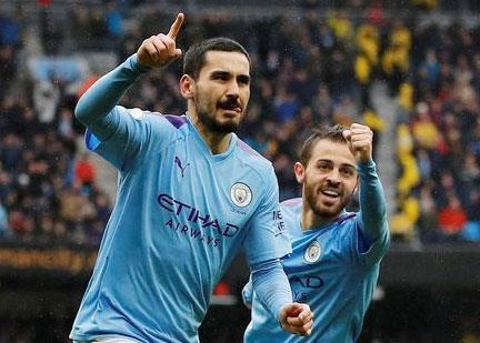 Man City vs Aston Villa (3-0): HLV Guardiola khong vui du co 3 diem hinh anh