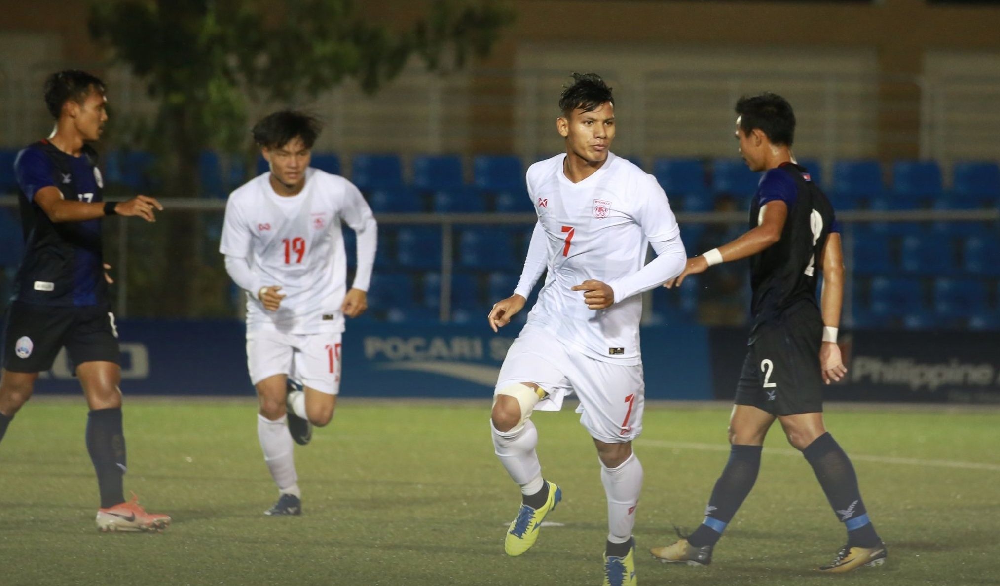 Myanmar vào bán kết SEA Games 30 ảnh 1 Myanmar vao ban ket SEA Games 30 anh 1