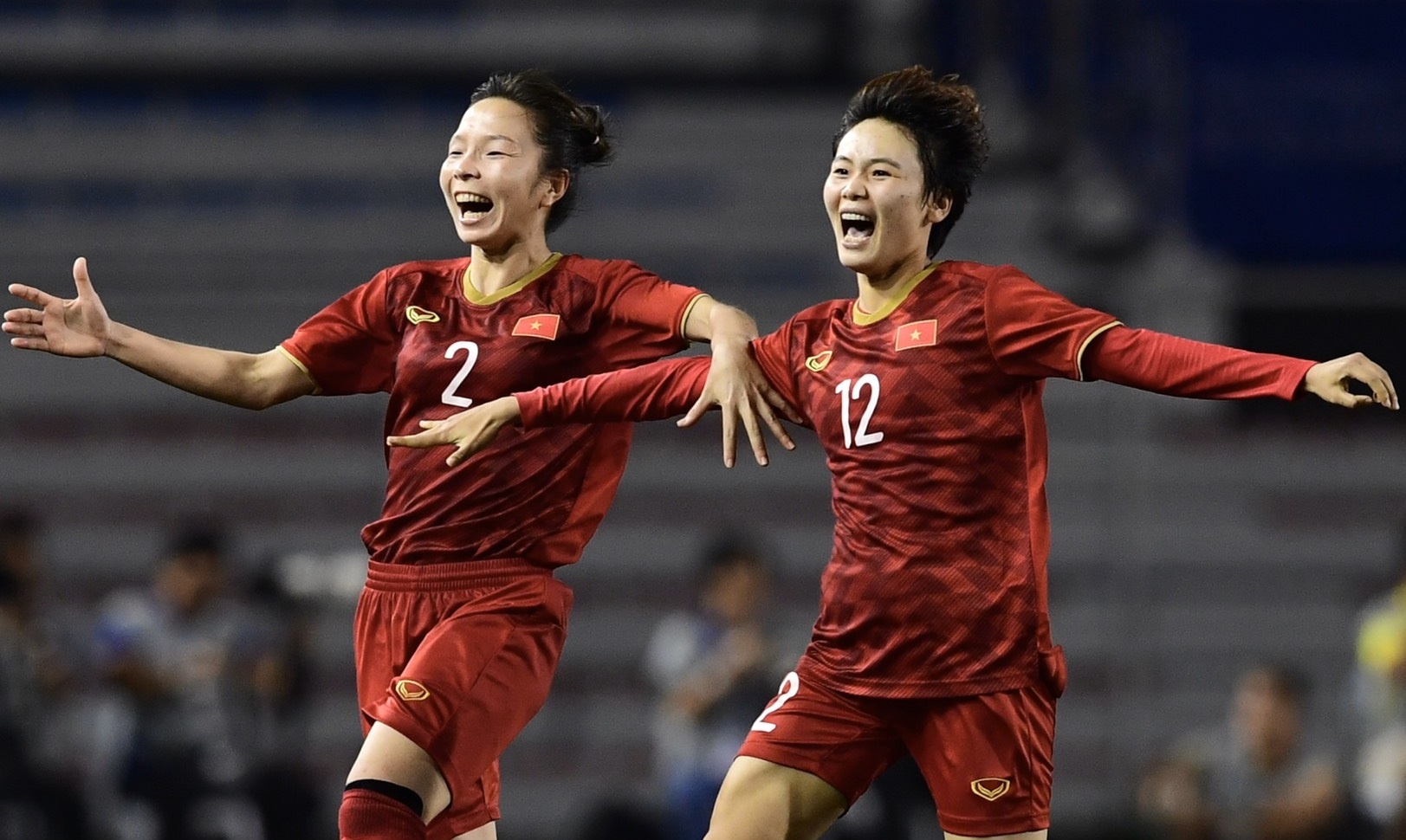 CDV Thai Lan: 'Chap nhan di, bong da Viet Nam vuot xa chung ta' hinh anh