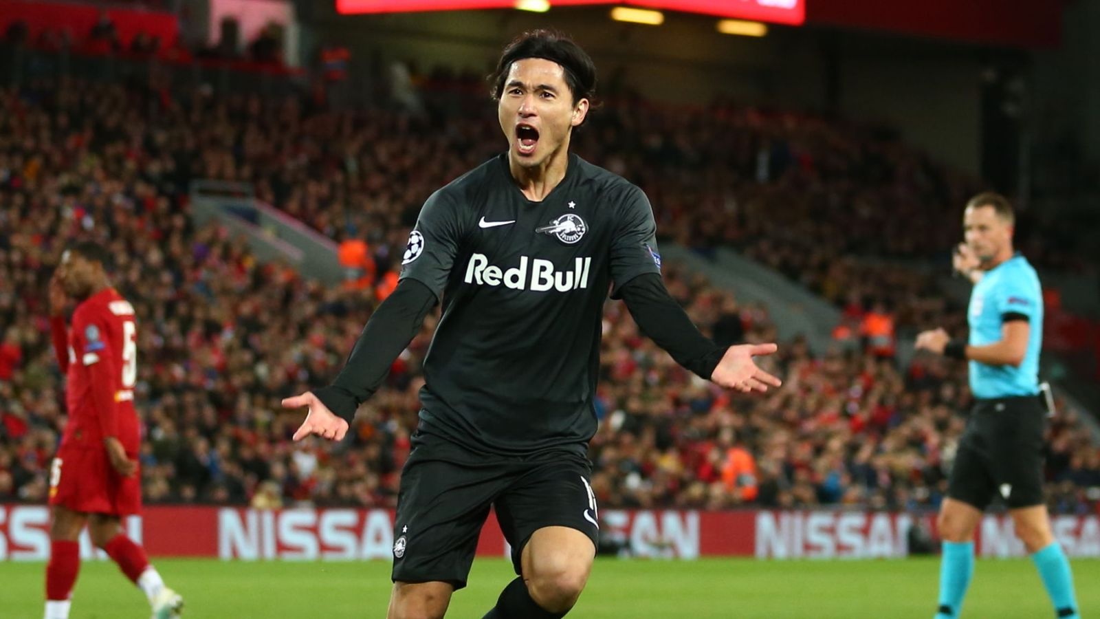 Liverpool mua cau thu Nhat Ban anh 4