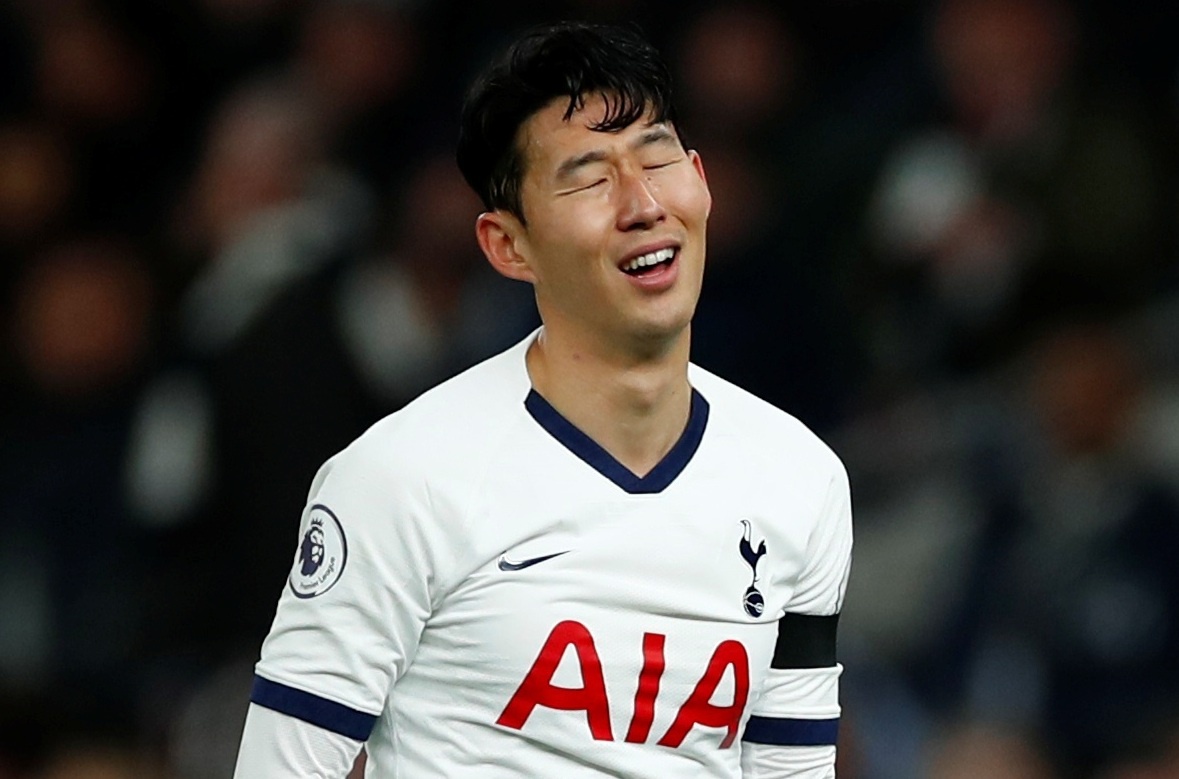 Mourinho: 'Son Heung-min khoc vi lam gay xuong suon Rudiger' hinh anh