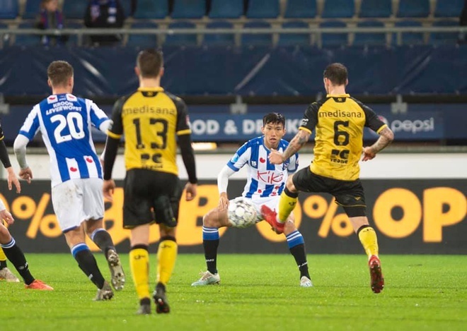 Van Hau khong choi cho Heerenveen anh 1