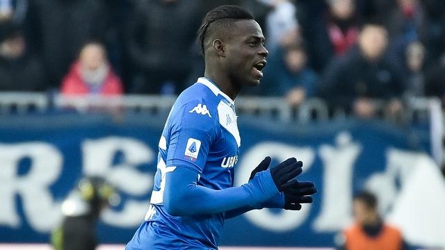 Balotelli ghi ban anh 1