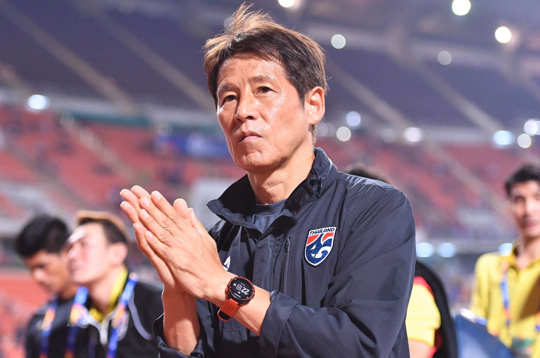 Bao chau A: 'U23 Thai Lan duoc VAR tro giup' hinh anh
