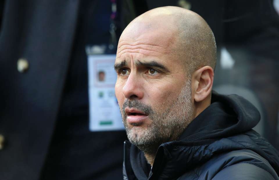 CDV Man City so Pep va cau thu thao chay sau an phat hinh anh