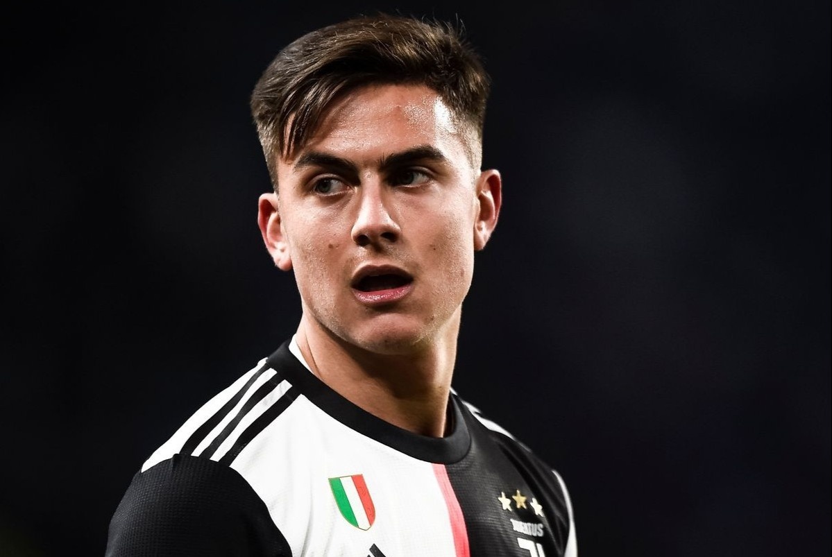 Juventus dang lang phi Paulo Dybala vi Ronaldo hinh anh