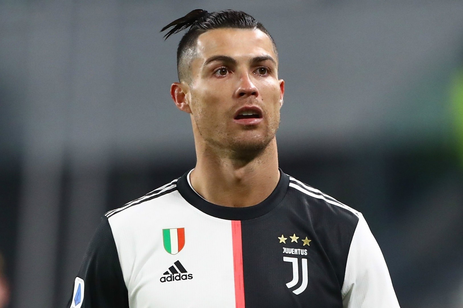 Juventus mat 180 trieu euro vi virus corona hinh anh