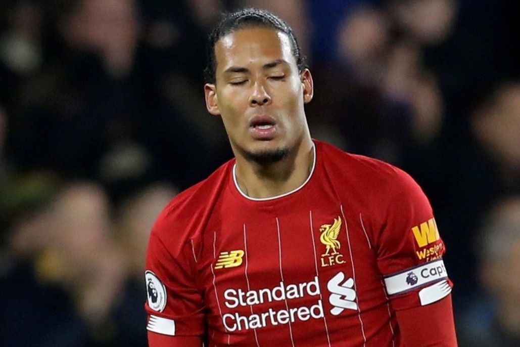 Vi sao Liverpool bi Watford de bep 3 ban khong go? hinh anh