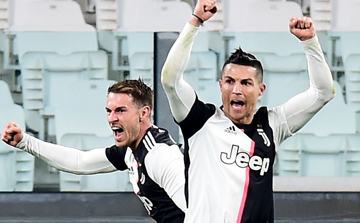 Ronaldo ghi dau giup Juventus dai thang o derby Italy hinh anh
