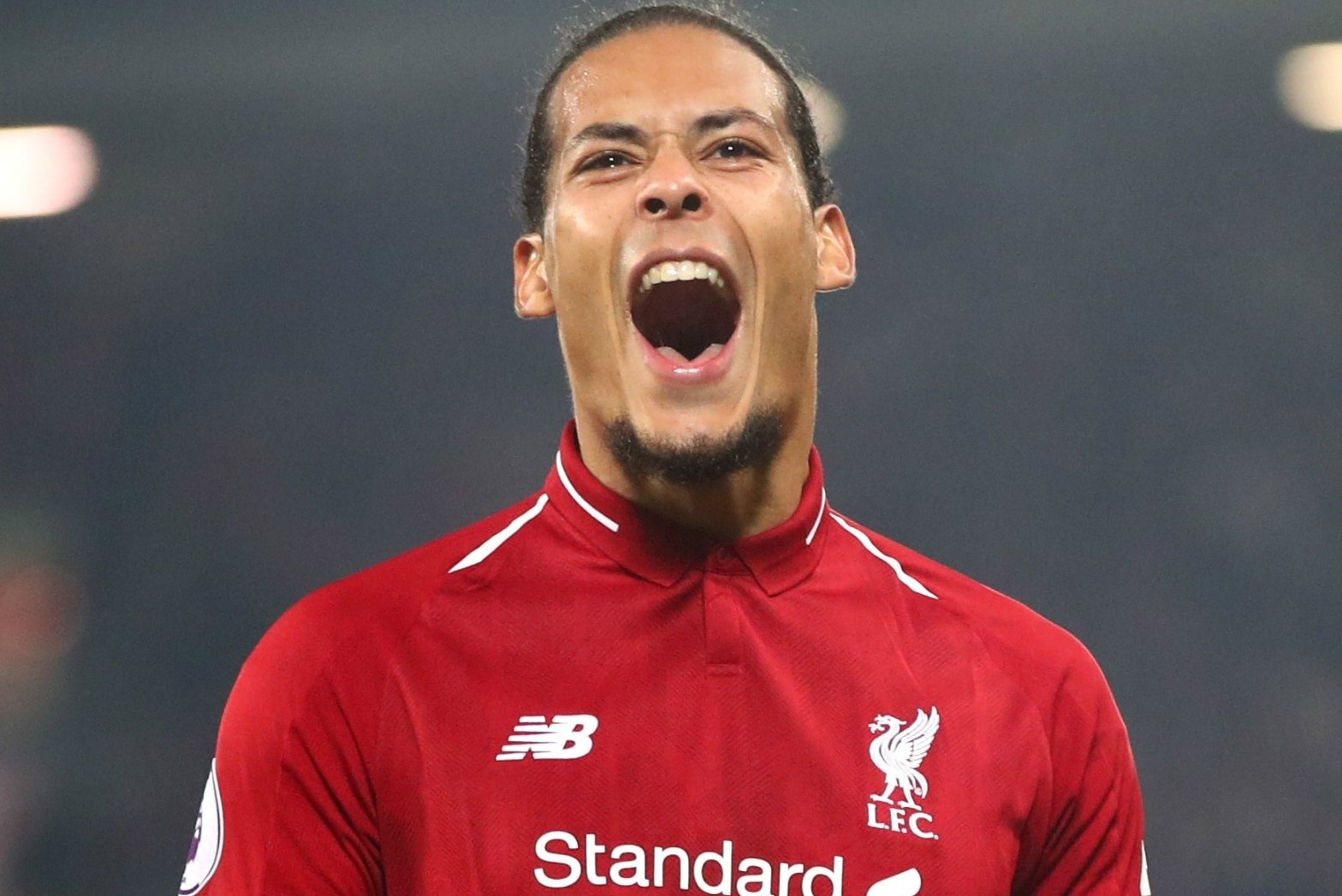 Van Dijk tiet lo ly do tu choi Man City, chon Liverpool hinh anh