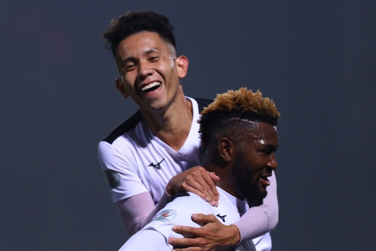 CLB Viettel 3-3 HAGL: 4 ban thang trong 10 phut cuoi hinh anh