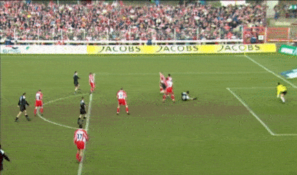 Ban phan luoi ky quac nhat lich su Bundesliga hinh anh