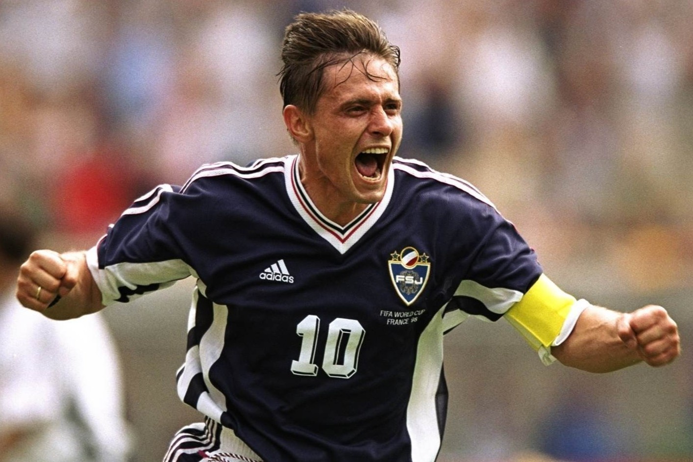 Bong da Nam Tu va nuoi tiec lich su hinh anh