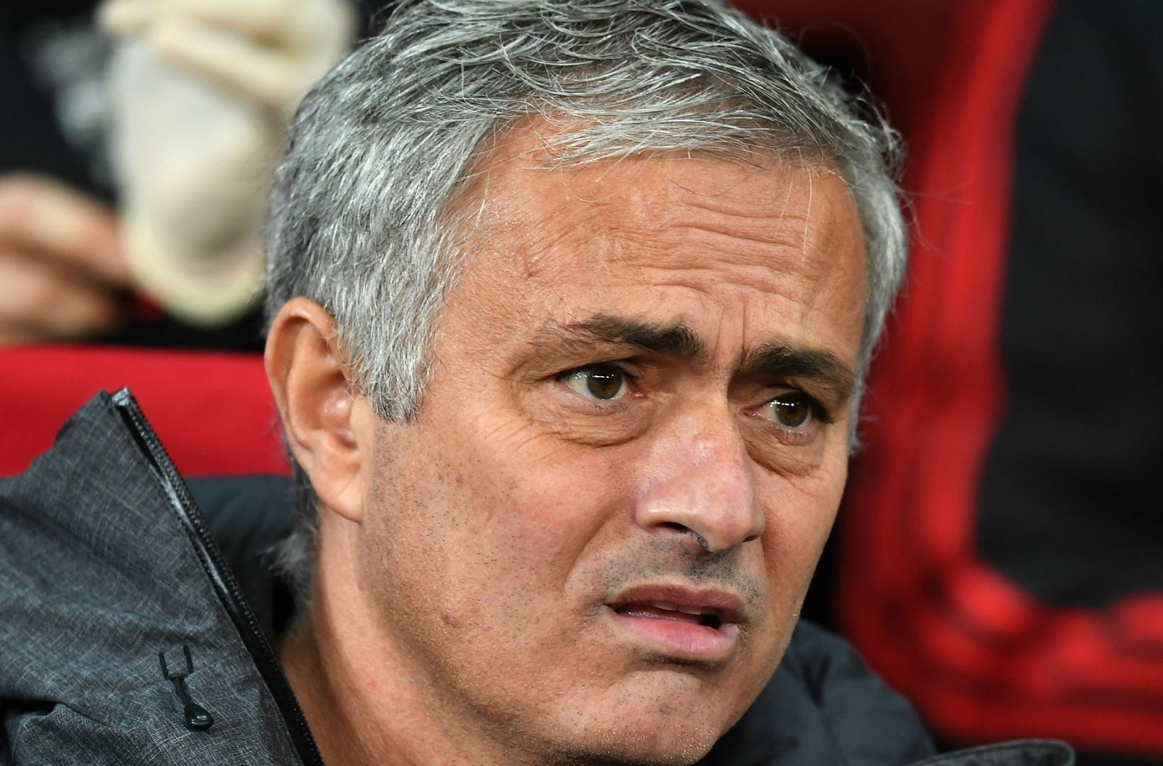 Lan duy nhat Mourinho khoc sau that bai hinh anh