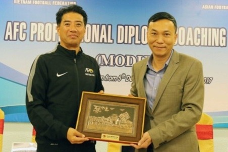 GDKT nguoi Nhat Ban co the giup gi cho bong da Viet Nam hinh anh