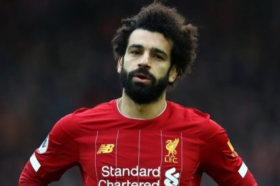 Liverpool van thua MU ve do giau co hinh anh