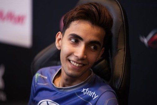 Ban xe dap de choi dien tu, game thu 16 tuoi tro thanh trieu phu USD hinh anh