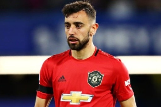 MU huy tran giao huu kin vi HLV doi thu nhiem Covid-19 hinh anh