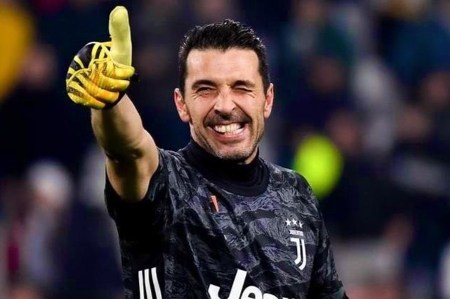 Buffon vuot Maldini, lap ky luc trong lich su bong da Italy hinh anh