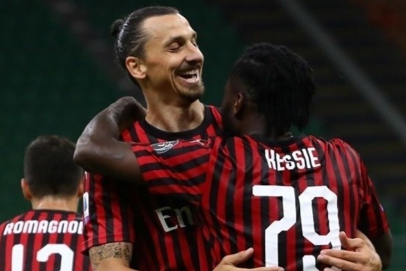 Con dien cua Milan vui dap Juventus va Ronaldo hinh anh