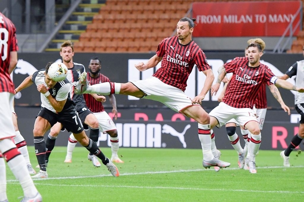 Juventus dau voi Milan anh 4