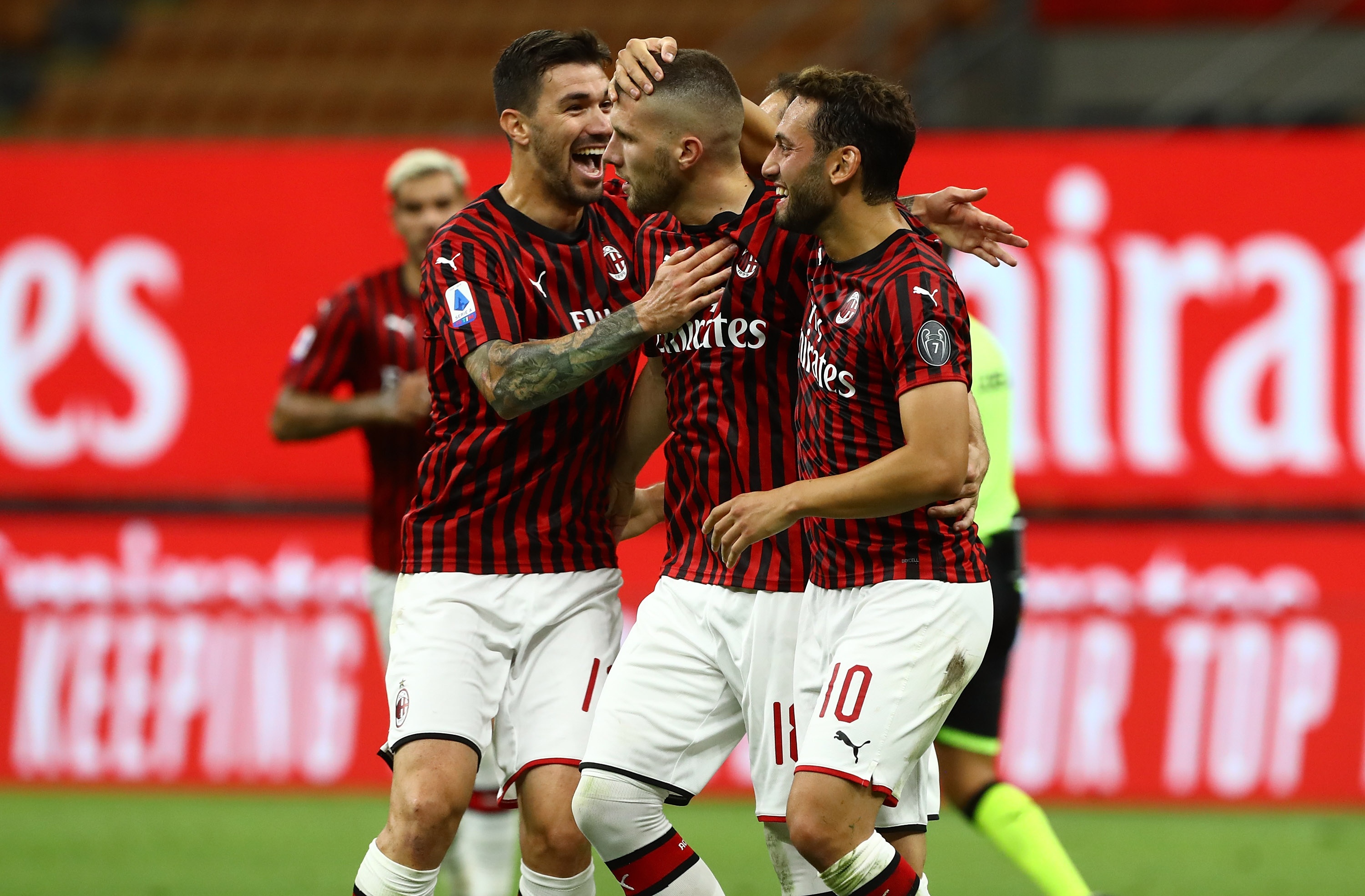 Juventus dau voi Milan anh 2