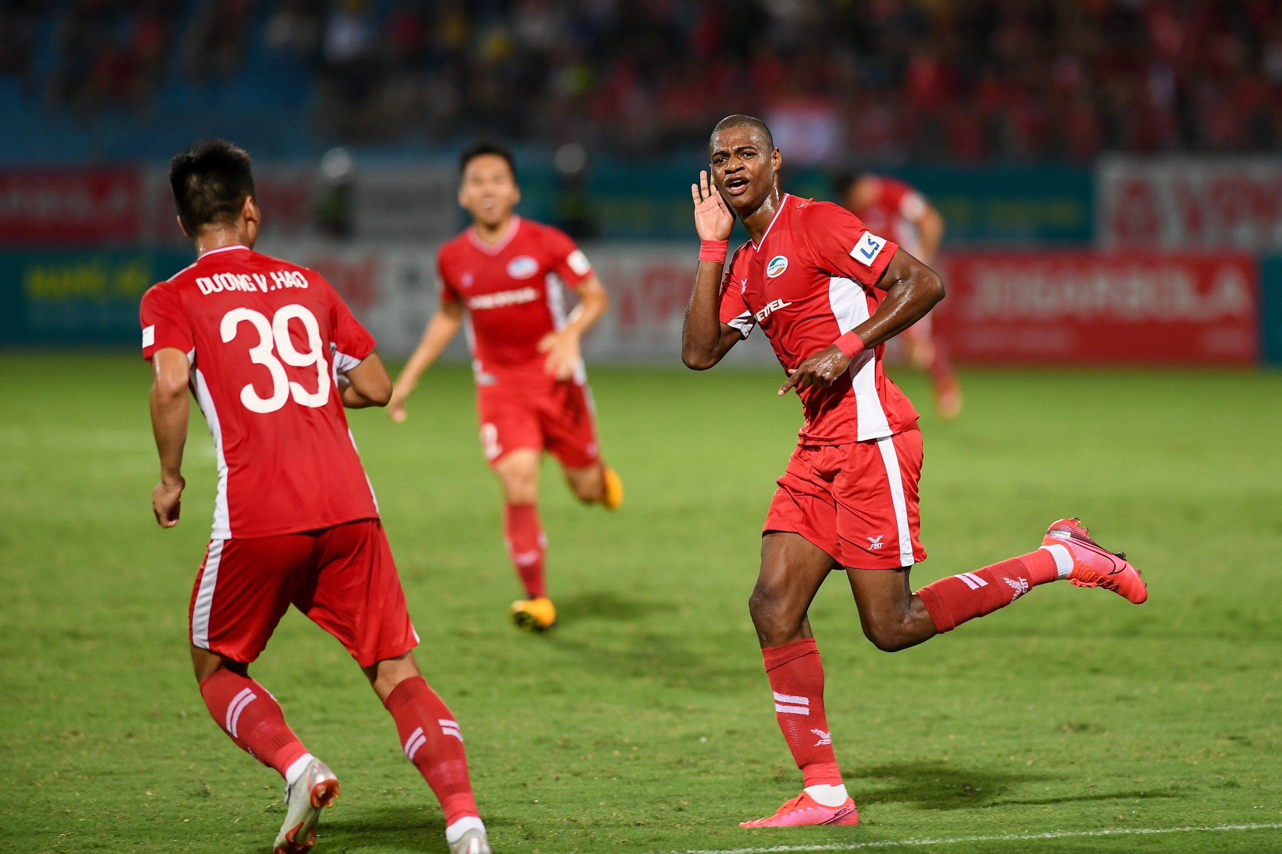 truc tiep CLB Viettel vs Hai Phong anh 1