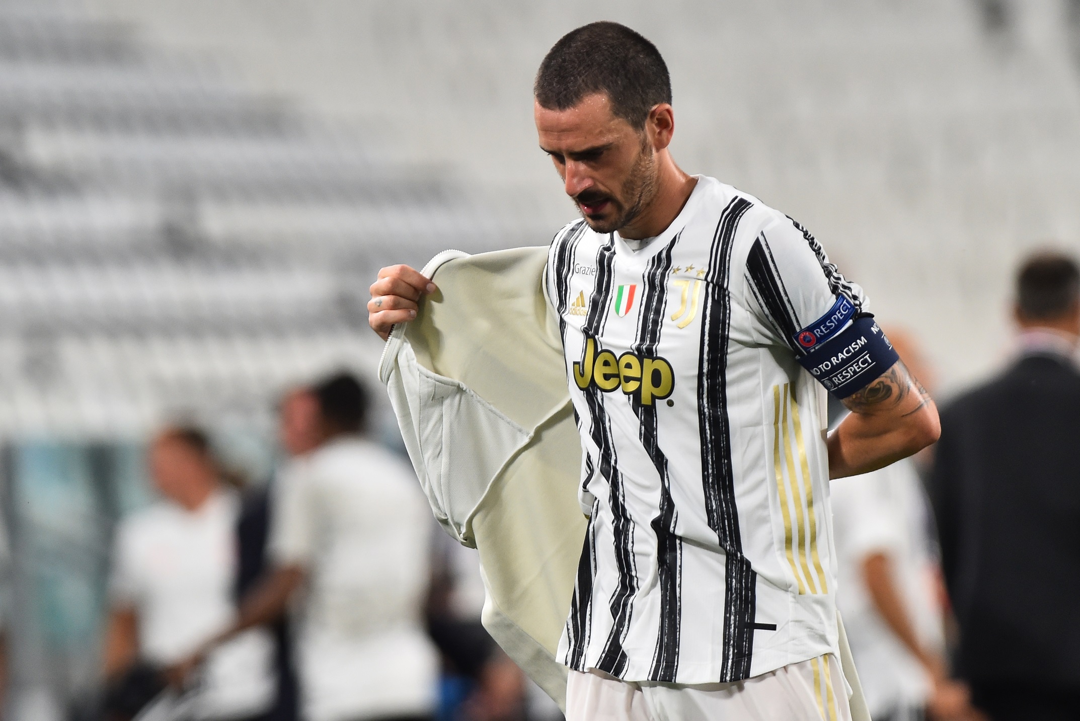 juventus thua Lyon anh 1