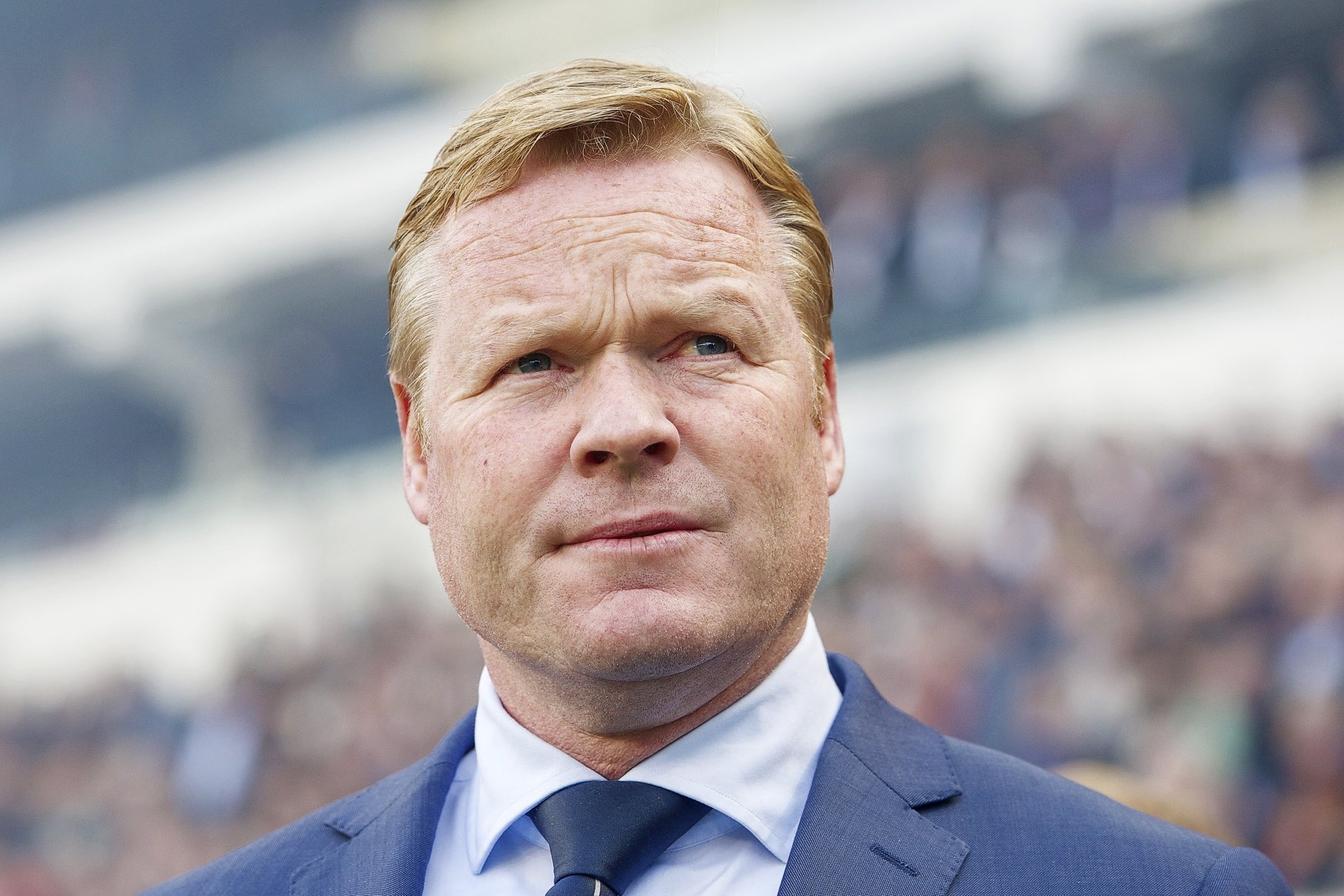 Barca va cuoc thanh trung mao hiem cua Koeman hinh anh