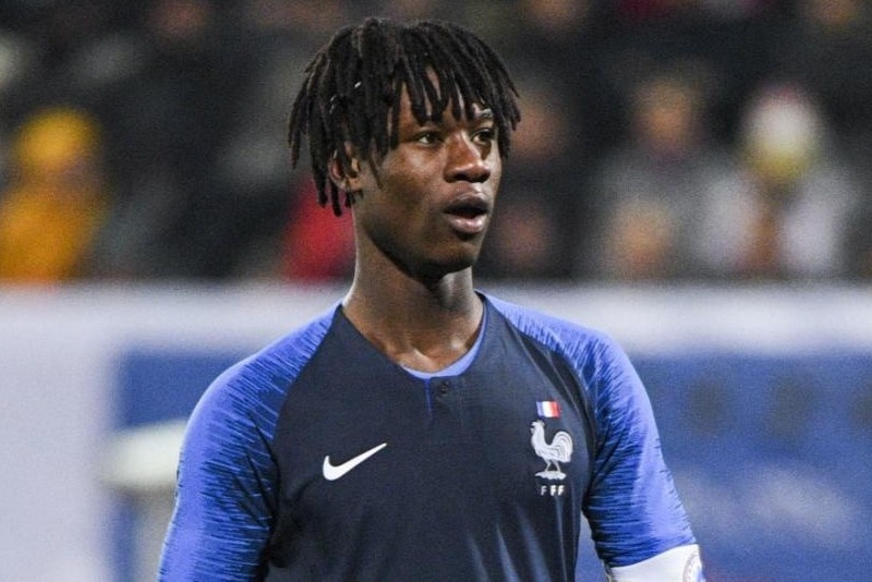 Cau thu 17 tuoi lap ky luc o tuyen Phap hinh anh