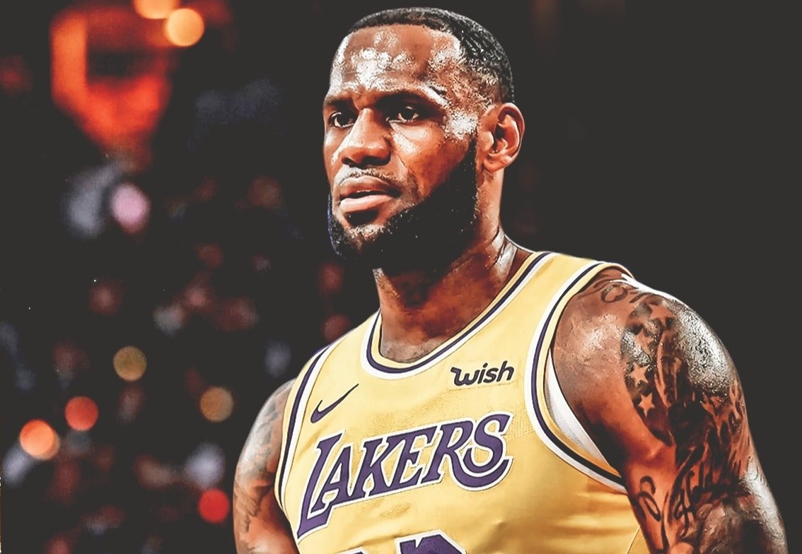 Toan tinh cua LeBron James khi tro lai LA Lakers hinh anh