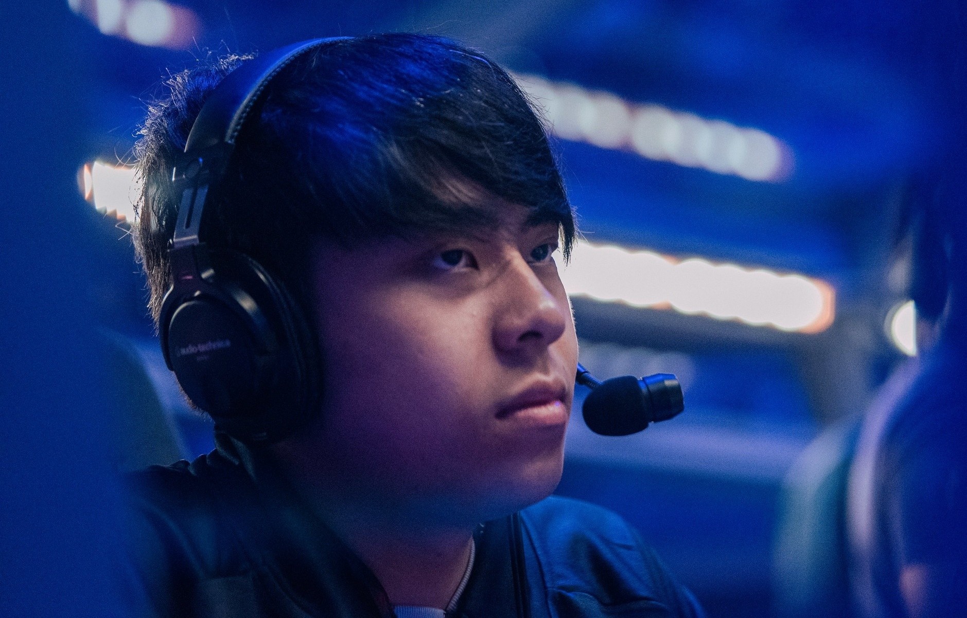 8 game thu carry hay nhat lich su Dota 2 hinh anh