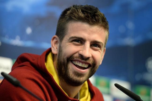 Pique mo tro thanh chu tich Barca hinh anh