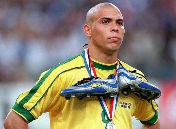 Nhung bi an chua co loi giai trong lich su bong da hinh anh