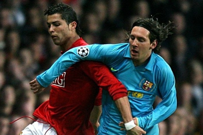 Ba lan Ronaldo doi dau Messi tai Champions League hinh anh
