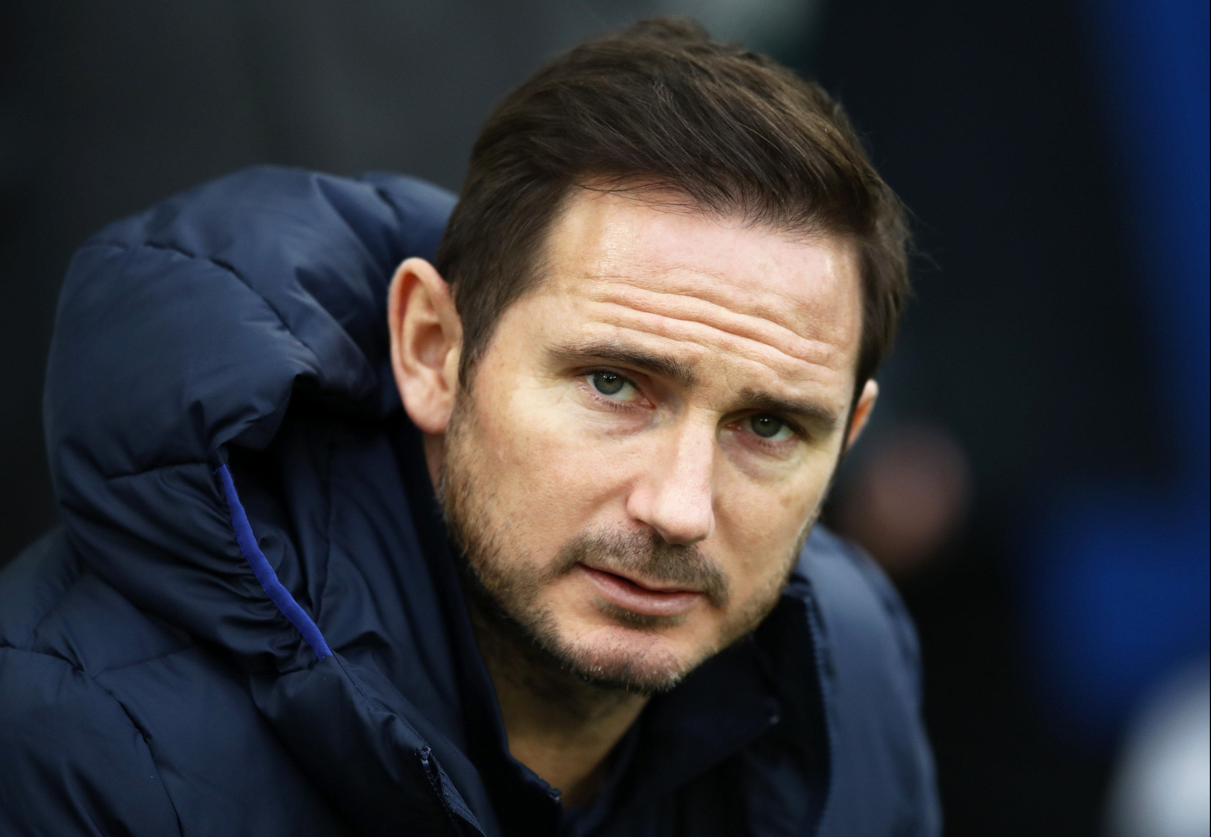 Chelsea voi va khi sa thai Lampard? hinh anh