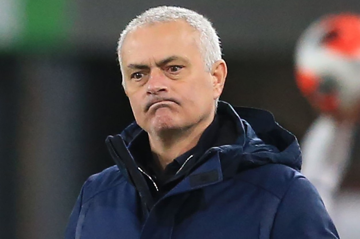 Mourinho lap ky luc buon tai Tottenham hinh anh