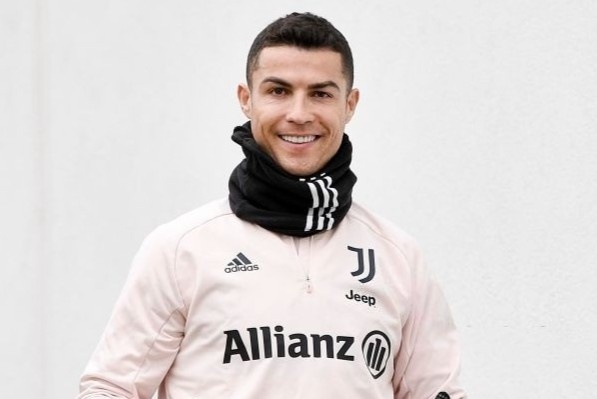 Tuoi 36 cua Cristiano Ronaldo hinh anh