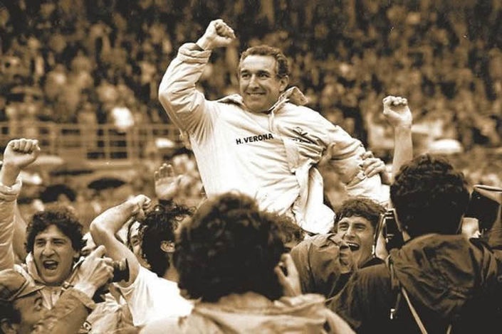 bat ngo bong da nam suu anh 3