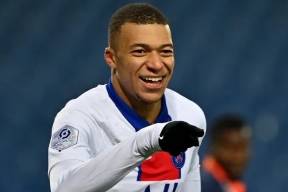 Kroos noi ve kha nang Mbappe gia nhap Real Madrid hinh anh