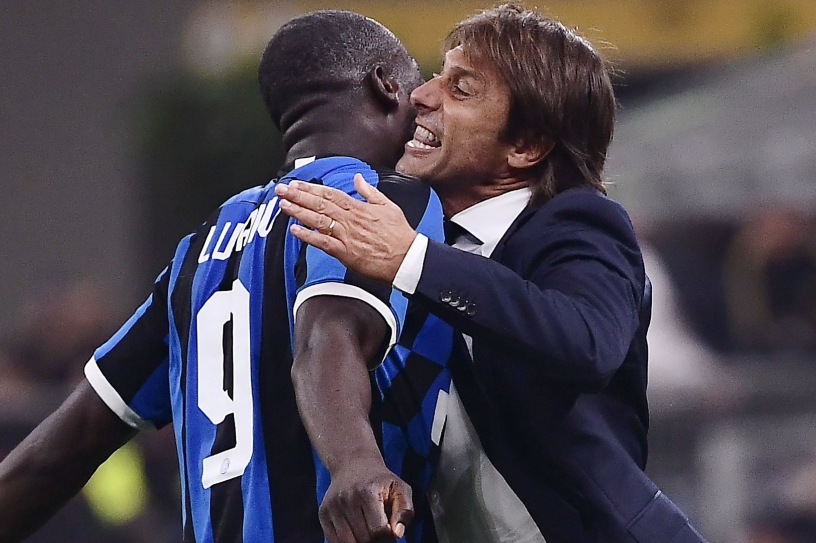 Ngon tay thoi tao buoc ngoat cho Conte tai Inter hinh anh