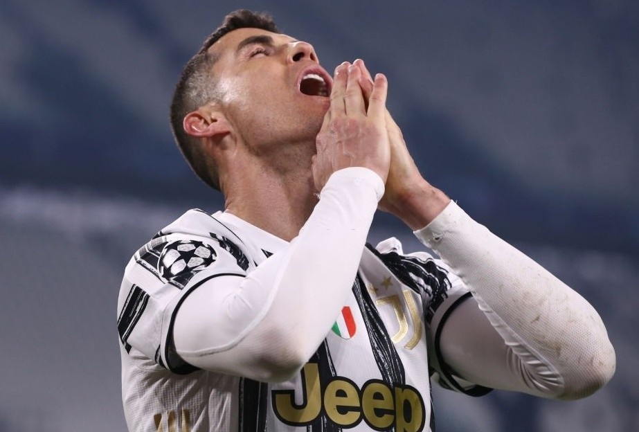 Juventus tra gia vi Ronaldo hinh anh