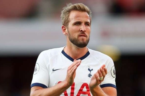 Tottenham ra gia ban Harry Kane hinh anh