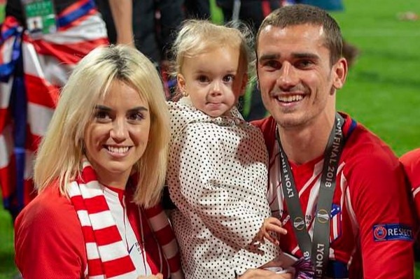 Gia dinh dac biet cua Griezmann hinh anh