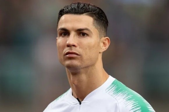 Vi sao Super League chet yeu? hinh anh