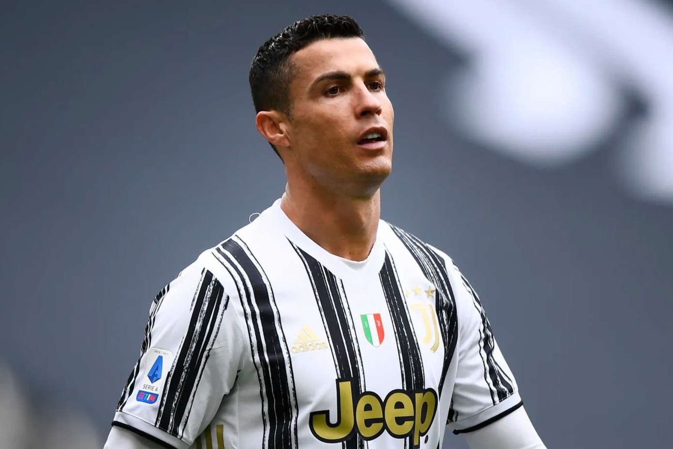 Ronaldo muon roi Juventus hinh anh