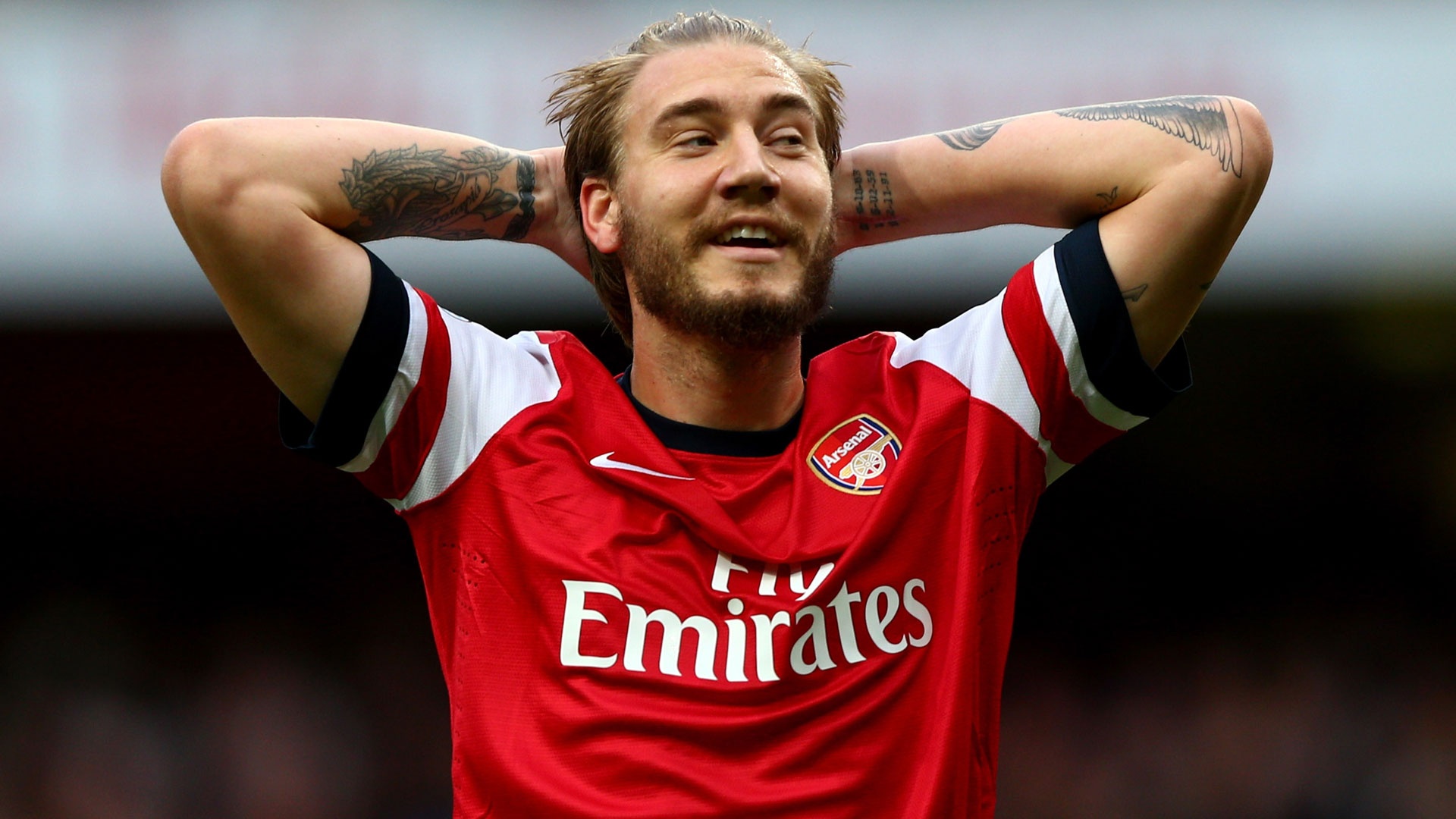 Bendtner giai nghe o tuoi 33 hinh anh