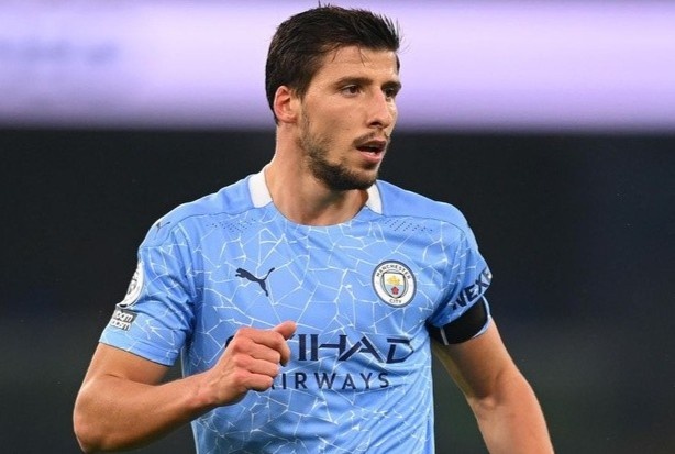 Mourinho: 'Ruben Dias la trung ve hay nhat the gioi' hinh anh