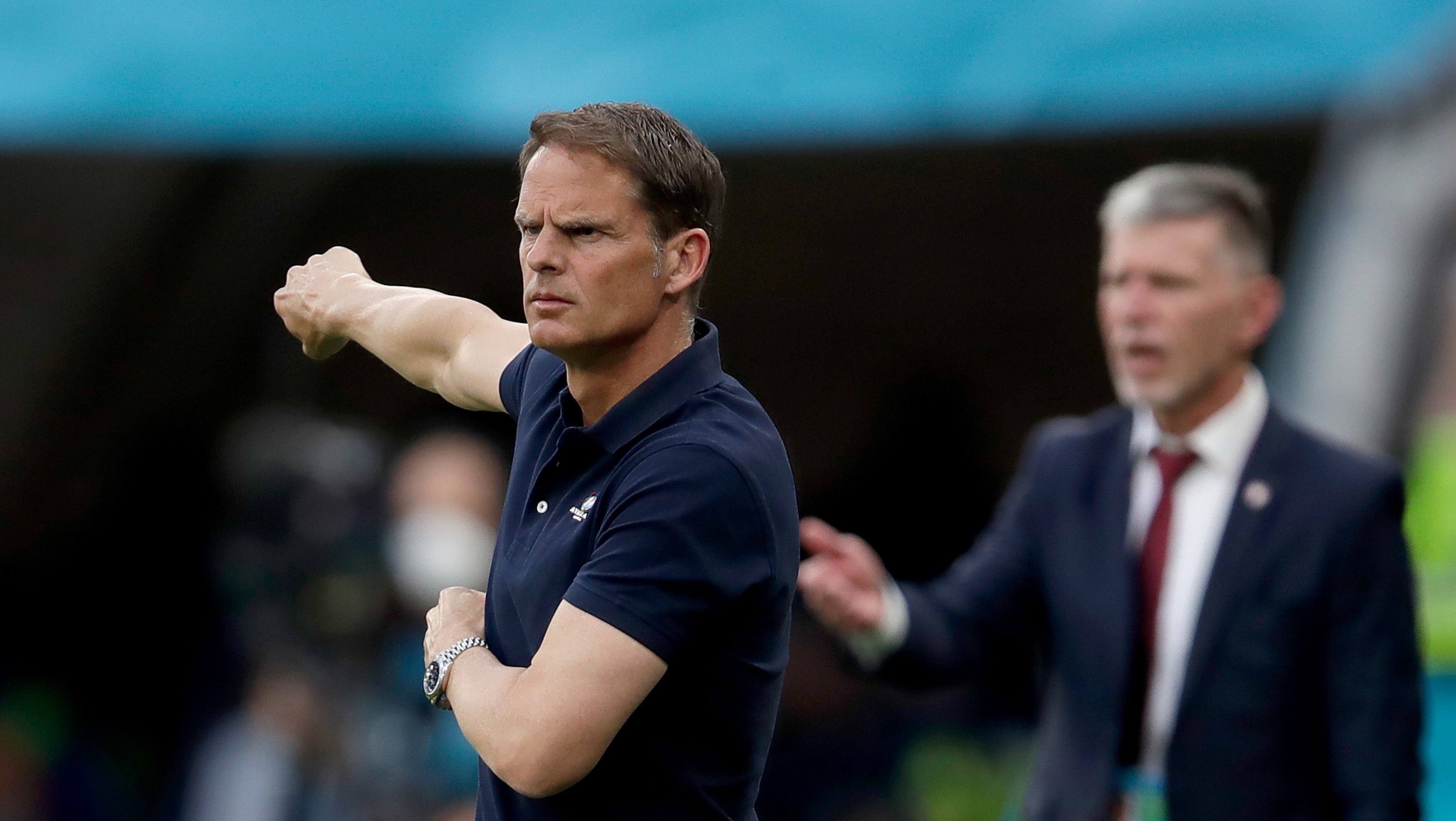 Sai lam cua De Boer lam hai Ha Lan hinh anh